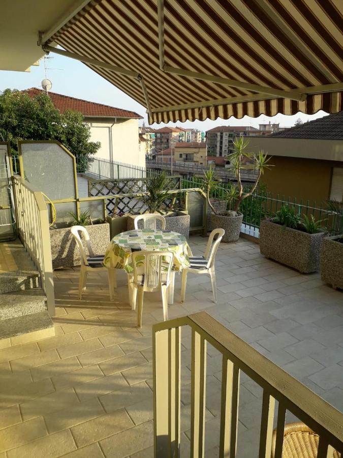 La Casa Di Corto Lägenhet Ventimiglia Exteriör bild